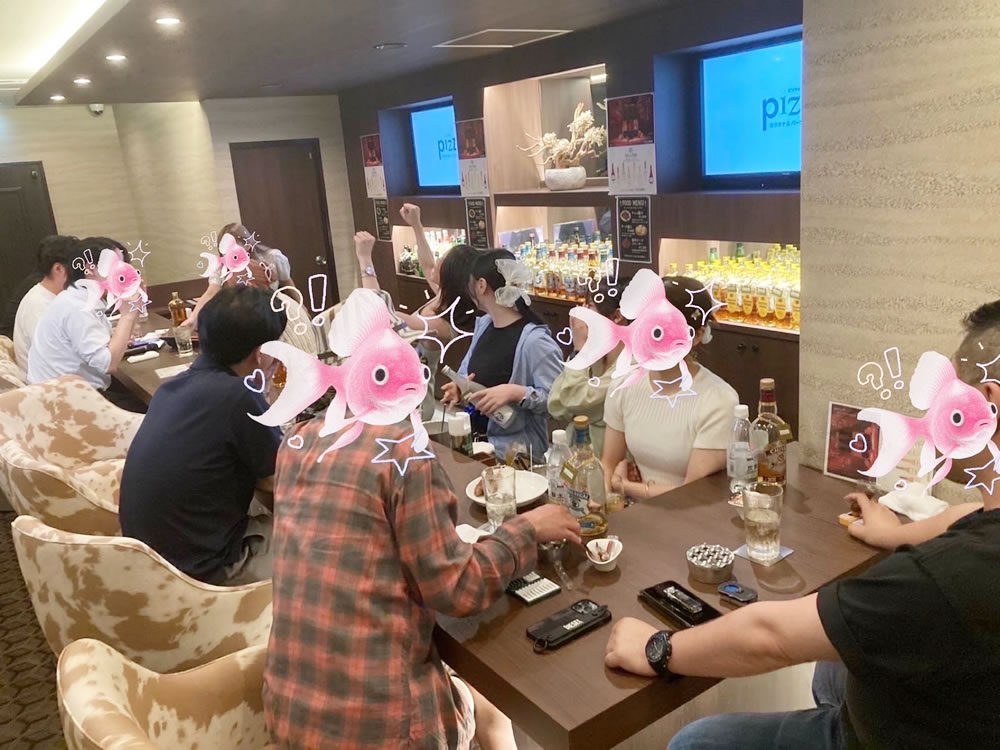 カラオケ&バーラウンジ pizz～ピッツィ～求人アルバイト用1枚目詳細
