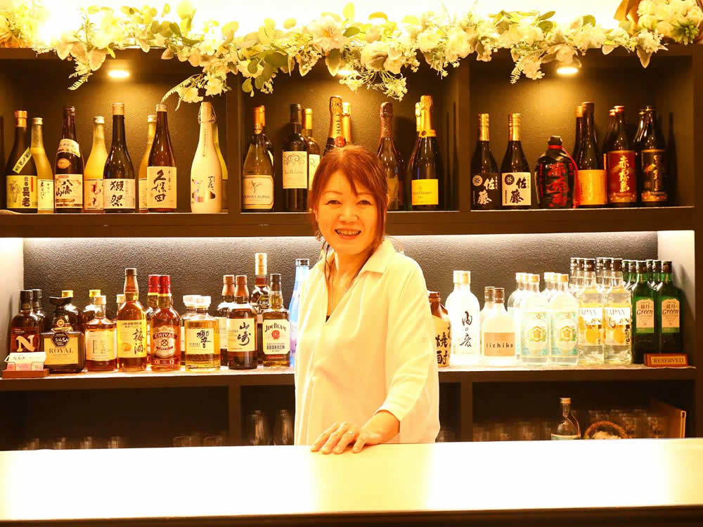 Izakaya & Bar 花美月求人アルバイト用2枚目詳細