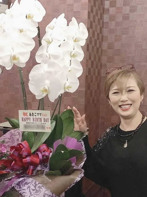 ニュースナック マダム求人アルバイト用2枚目詳細