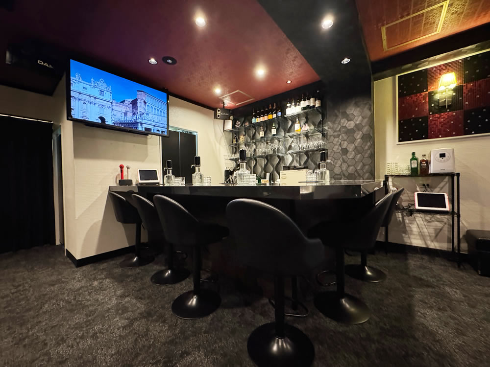 Snack Room男性用1枚目